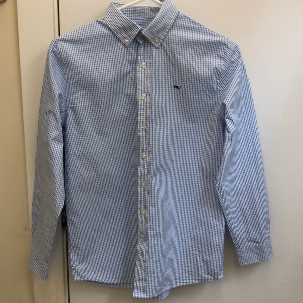 Vineyard Vines long sleeve button up shirt.